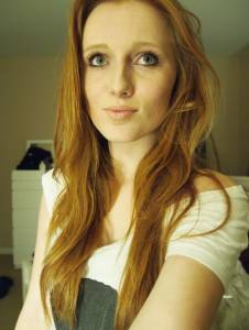 Stolen Mobile Phone Revealed Naked Redhead b7b18r7h5s