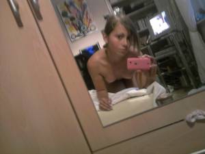 Found-My-Little-Sisters-Private-Photos%21%21-%5Bx34%5D-h7b1k4gzmv.jpg