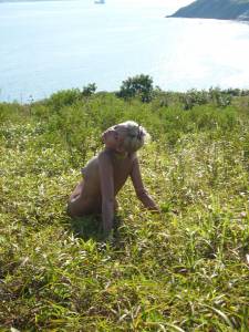 Horny Girlfriend in the Sun After No Sex [x44]-a7b1jllwyh.jpg