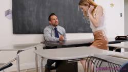  Alli Addison Studying Remotely - 50x e7b377uejm