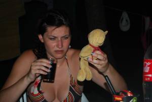 vacation 028 o7b32xg25v