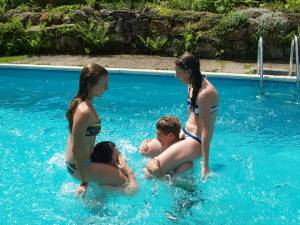 vacation 005 57b30m2qja