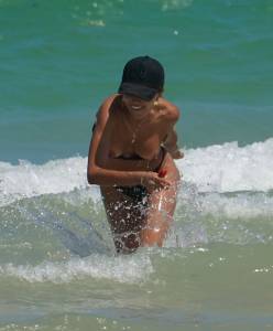 Patricia Contreras Topless On The Beach In Miami-u7b4h5vwmx.jpg