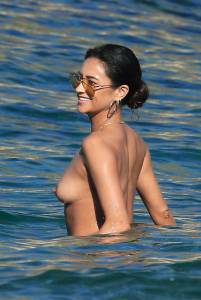 Shay-Mitchell-Topless-On-The-Beach-In-Mykonos%2C-Greece-l7b42u3flz.jpg