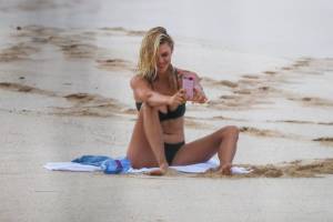 Kelly Rohrbach Topless On The Beach In Hawaii-h7b42vj4c1.jpg