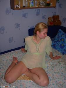 Sexy Blond Girlfriend [237] x7b43doc47