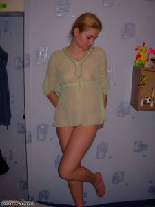 Sexy Blond Girlfriend [237] x7b43dp2im