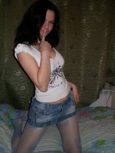 Young Russian Ex Girlfriend Olya [x805]-h7b458bnvo.jpg