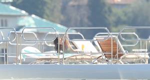 Sara Sampaio Topless Sunbathing On A Yacht In Francen7b47niqnu.jpg