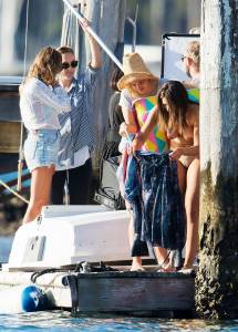 Olympia Valance Topless Candids While Changing For A Photo Shootq7b47monnt.jpg