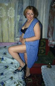 Russian Grandmother Posing Naked At Home x104y7b5j5adjq.jpg
