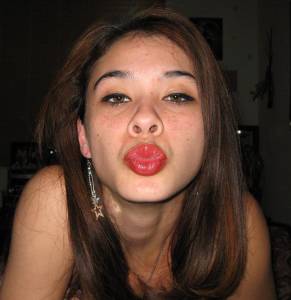 Sexy army brunette x107 t7b6rj3yta