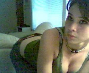 Sexy army brunette x107 57b6r8kj45