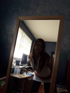 Sexy Young Brunette Teenie x219 e7b6r2k6da