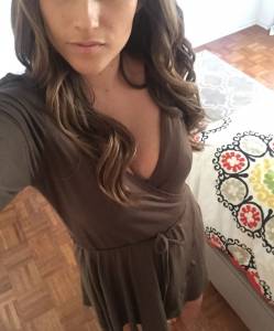 Girlfriend Cooking And Takes A Few Selfies [x91] 57b69hjzhy