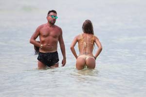 Laura Cremaschi Topless In The Sea In Miami-17b74mk1t5.jpg