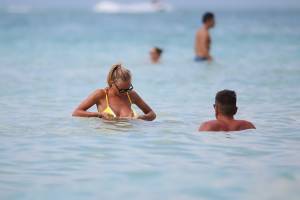 Laura Cremaschi Topless In The Sea In Miami-e7b74mvsd3.jpg