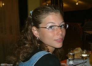 French amateur wife with glasses [x32]-i7b7l49f1l.jpg