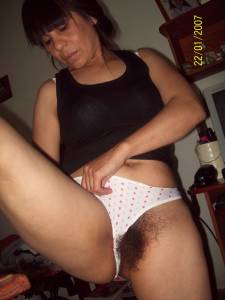 Hairy MILF Shandra [x144] e7b78481e5