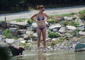 Voyeur Purple Bikini Girl Spy w7b8qsg3vn