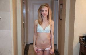 Cute Little Blonde Girlfriend [x40] z7b76kll72