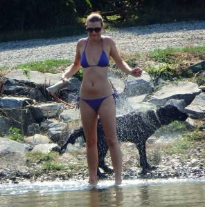 Voyeur Purple Bikini Girl Spy a7b8qs6kyd