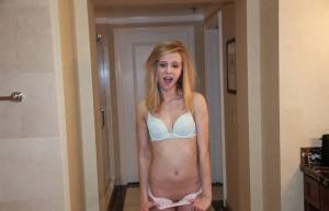 Cute Little Blonde Girlfriend [x40] y7b76koxan