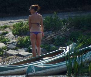 Voyeur Purple Bikini Girl Spy r7b8qsuqdh