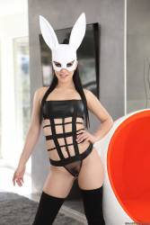 Alina-Lopez-Bad-Bunny-2500px-235X-67bj02233m.jpg