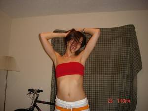 Amateur Brazilian Teen [x32] u7b9xm1bu7