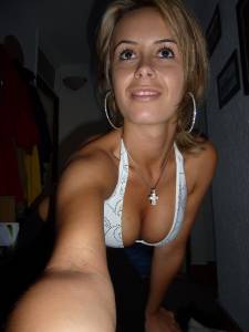 Amateur Romanian Girl (x218)-s7bjbqrtk7.jpg