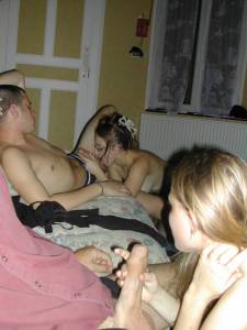 Amateur 9LLN6OQ [x50] k7b9wk7v3g