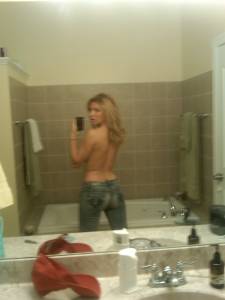 Amateur Blonde Self Pics x38 x7bke1g06o