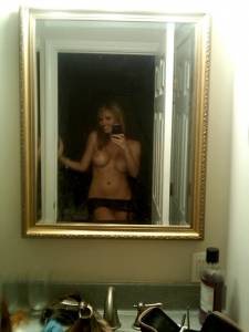 Amateur Blonde Self Pics x38 17bke1ksqn