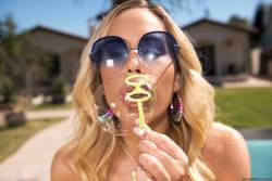 Olivia Austin Blonde And Bubbly - 276x r7bk6eugjv