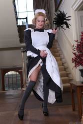 Rebecca More Loulou Downton Grabby - 912x 57bkllrgle