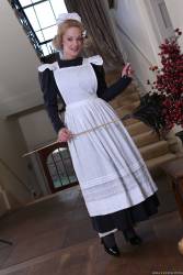 Rebecca More Loulou Downton Grabby - 912x f7bkllmuuw