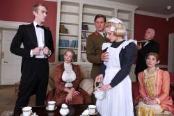 Rebecca More Loulou Downton Grabby - 912x 67bkmekyut