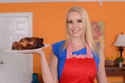 Vanessa Cage Guide For Taking Care Of Your New Husband - 313x a7bkok6cvy