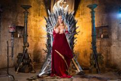 Rebecca-More-Ella-Hughes-Queen-Of-Thrones-Part-4-877x-h7bkjwb2j4.jpg