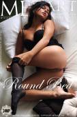Round Bed with Joy Lamore 27bl6c1we4