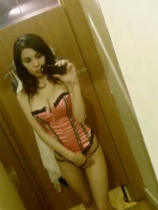 Busty British selfshoter [50photos] 07bmdqwi44