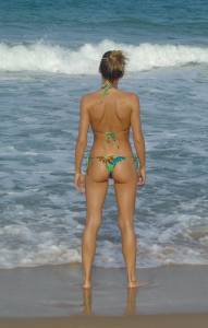 Celine, French Hottie and nudist [x60] f7bmduc1xw
