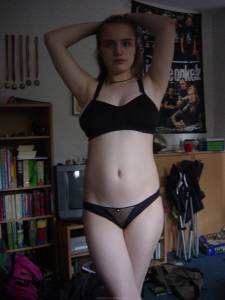 Big Boobs Girlfriend (x15) j7bmdldfva