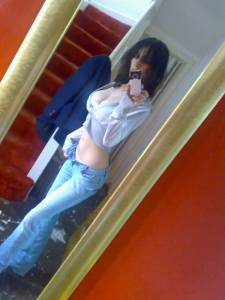 Busty British selfshoter [50photos] e7bmdqqe1o