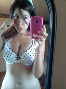 Sexy Brunette, good boobs (x30) 27bmd22lj3