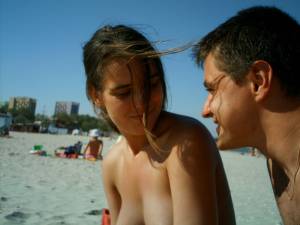 Romanian Teen (x281) j7bn2jlyq3