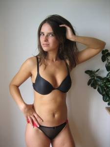 Romanian Teen (x281) j7bn297oti