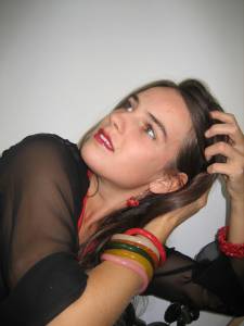 Romanian Teen (x281) y7bn2kklsy