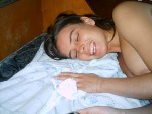 Romanian Teen (x281) h7bn29kbm3